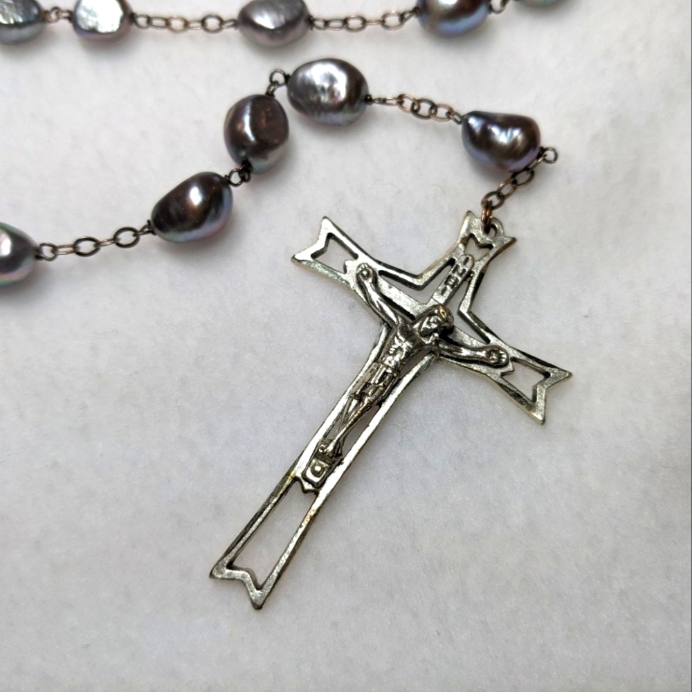 Pearl and sterling silver Rosary from the Vatican